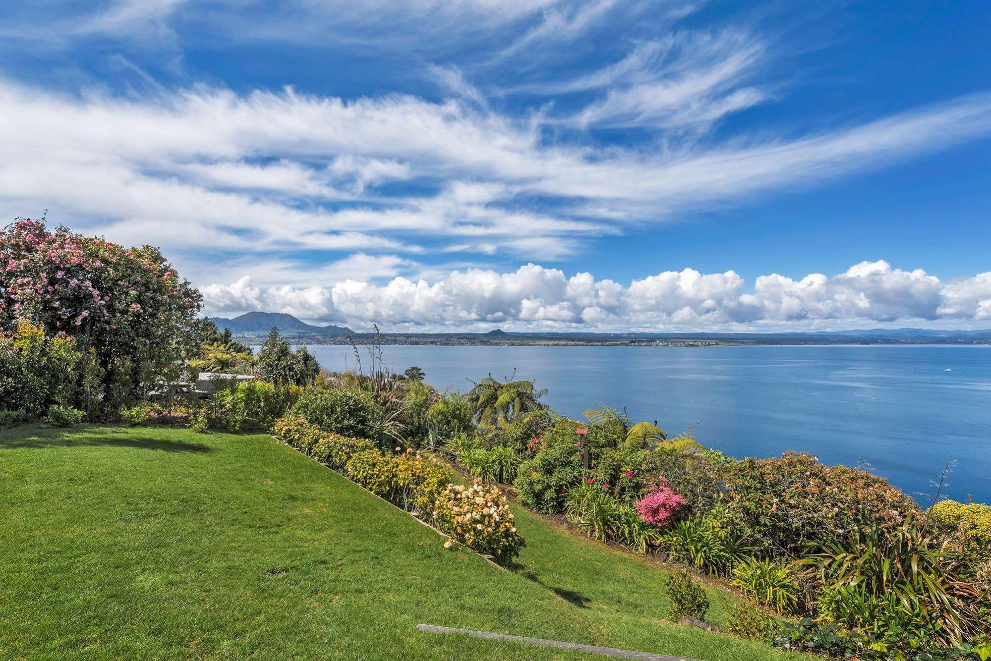 Serenity On Wakeman Lac Lac Taupo Extérieur photo
