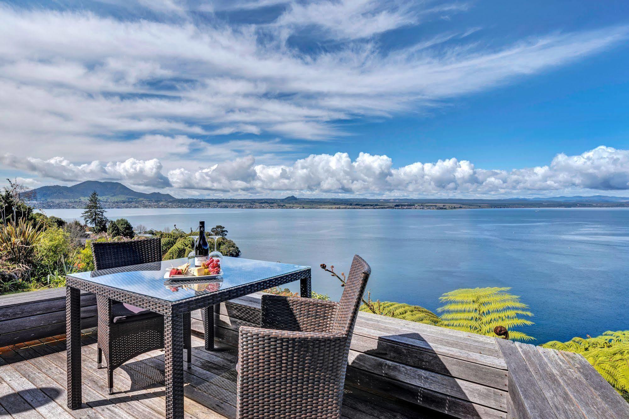 Serenity On Wakeman Lac Lac Taupo Extérieur photo